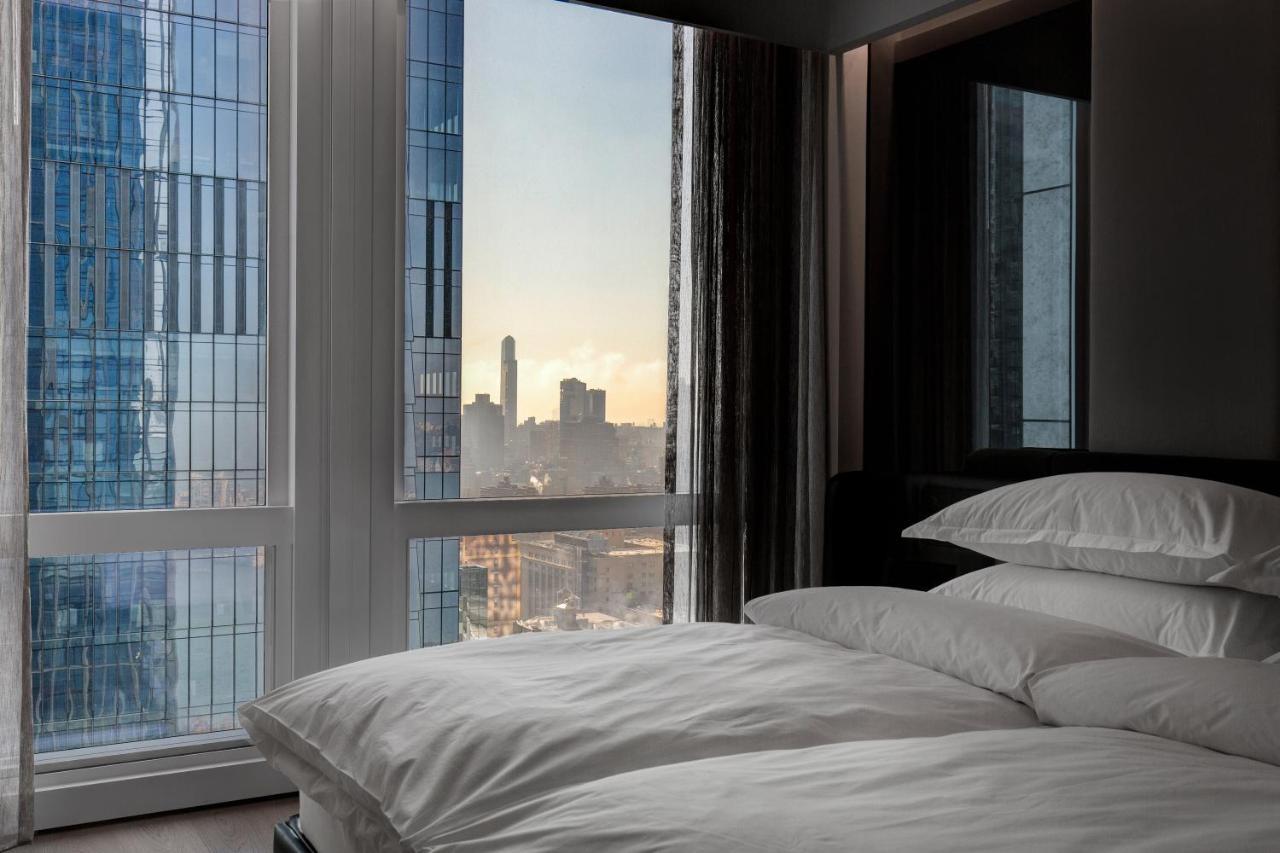 Equinox Hotel Hudson Yards New York City מראה חיצוני תמונה