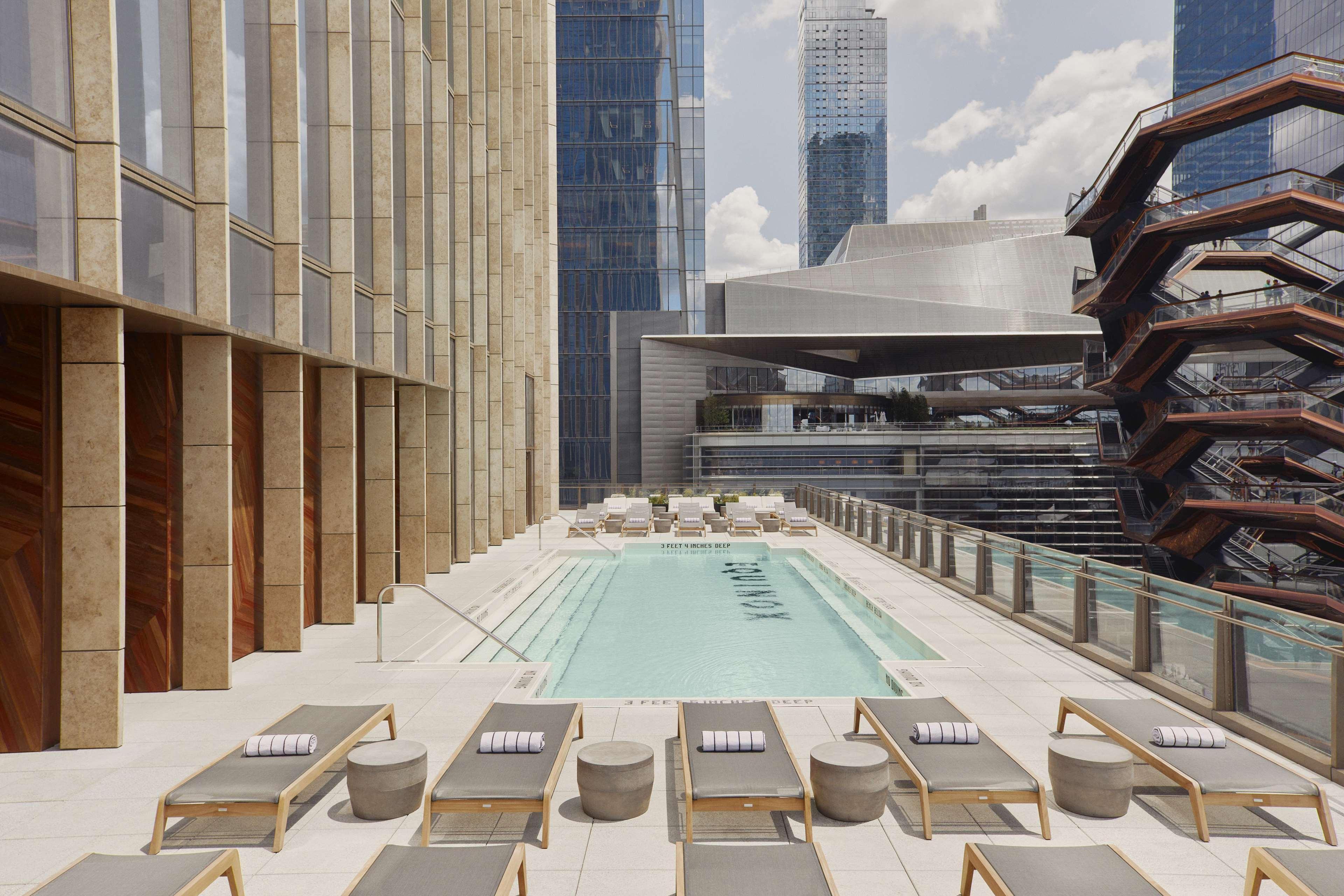 Equinox Hotel Hudson Yards New York City מראה חיצוני תמונה